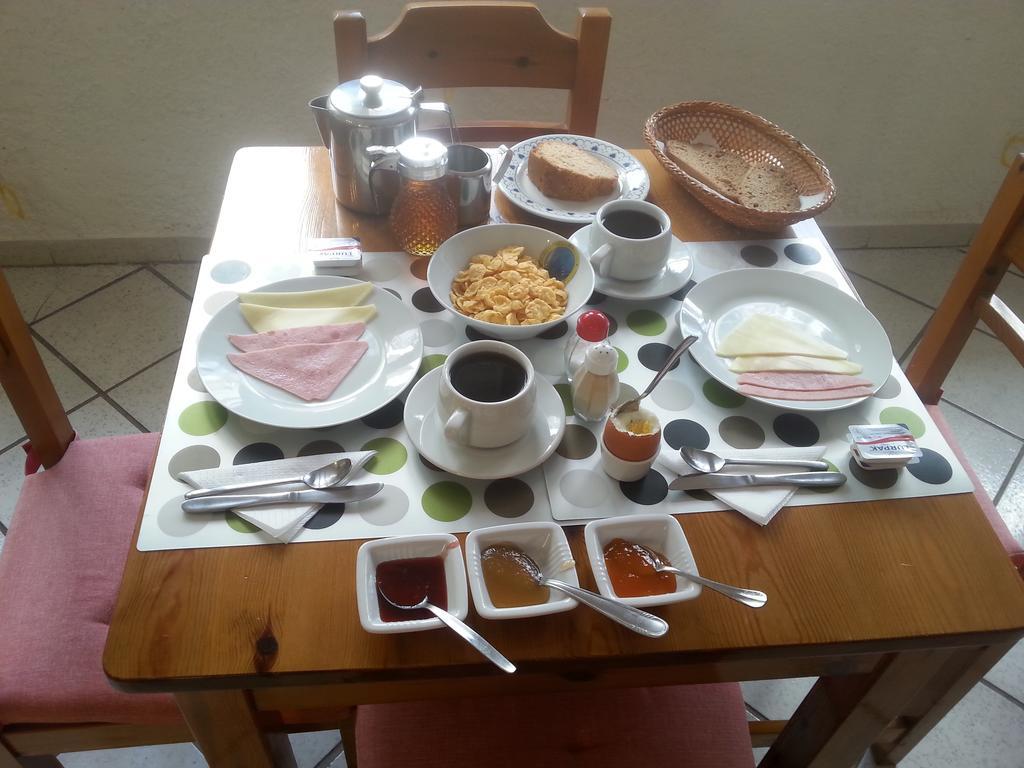 Oinoi Hotel Ágios Kírykos Dış mekan fotoğraf